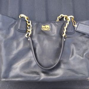 Authentic COACH leather hand bag purse pocketbook